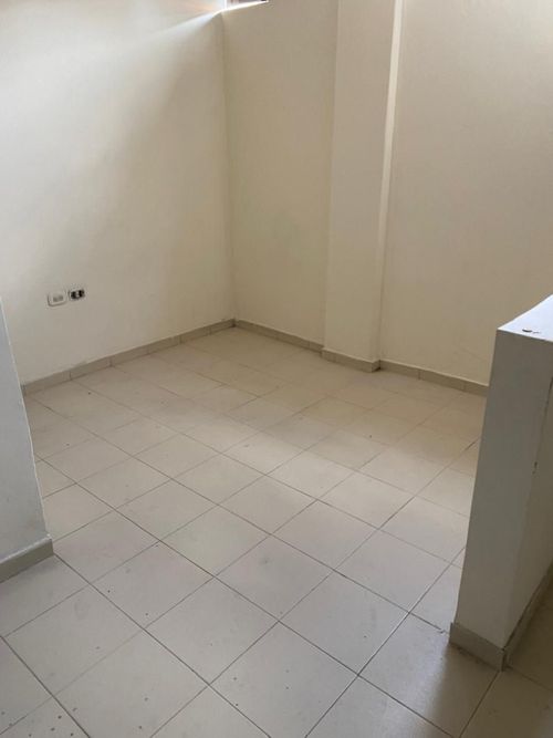 Edificio en venta en Alameda, Cali, 510 m² · foto 9 de 10