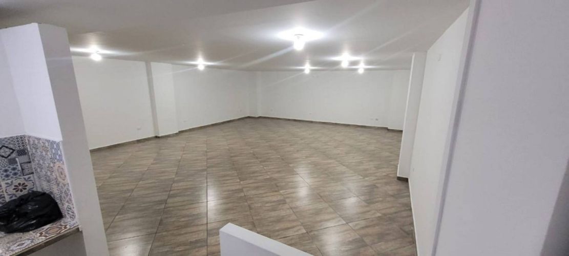 Local en arriendo en El Dorado, Envigado, 155 m² · foto 3 de 5