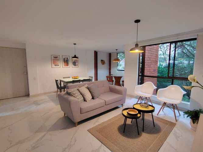 Apartamento de 2 alcobas en arriendo en El Poblado, Medellín, 82 m² · foto 2 de 17