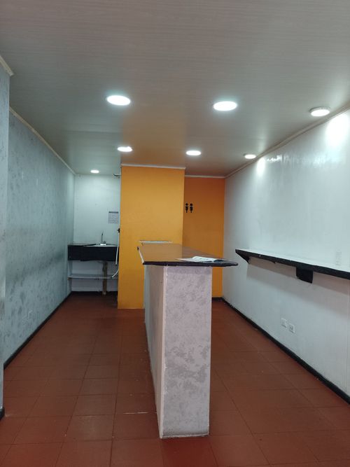 Local en venta en La Argentina, Manizales, 30 m² · foto 2 de 7