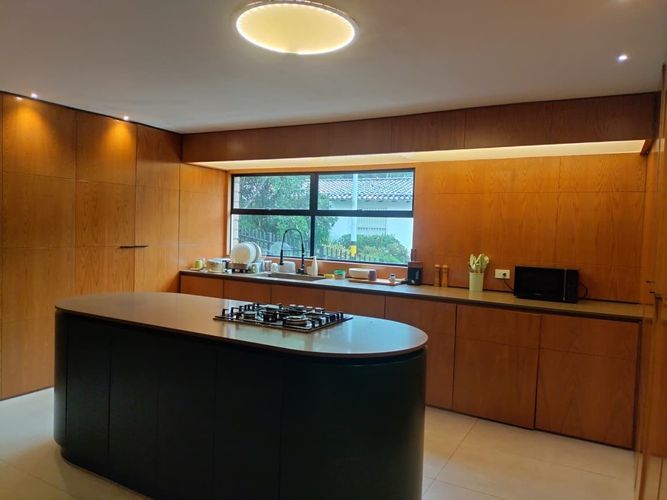 Apartamento de 3 alcobas en venta en El Poblado, Medellín, 185 m² · foto 7 de 18