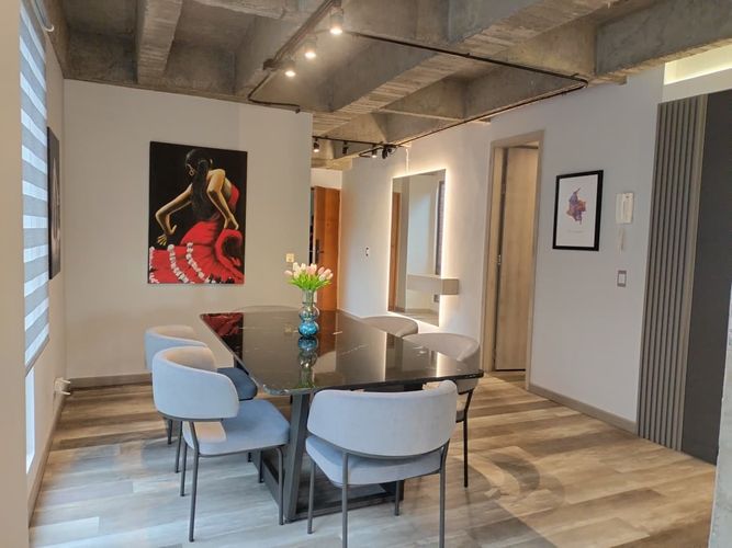 Apartamento de 3 alcobas en venta en El Poblado, Medellín, 150 m² · foto 5 de 19