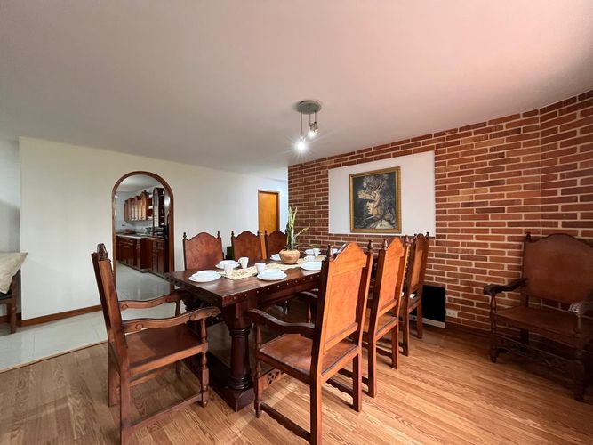 Apartamento de 3 alcobas en venta en El Poblado, Medellín, 243 m² · foto 5 de 18
