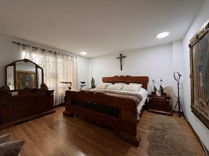 Apartamento de 3 alcobas en venta en El Poblado, Medellín, 243 m² · foto 12 de 18