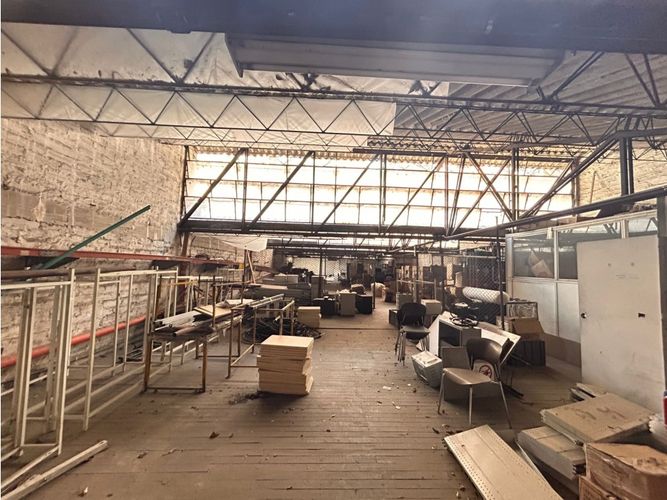 Bodega en arriendo en Estadio, Medellín, 350 m² · foto 7 de 8