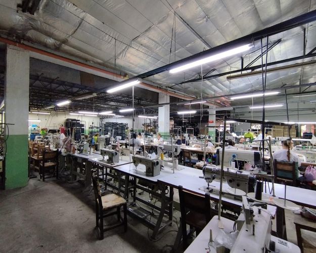 Bodega en venta en El Poblado, Medellín, 1490 m² · foto 16 de 19