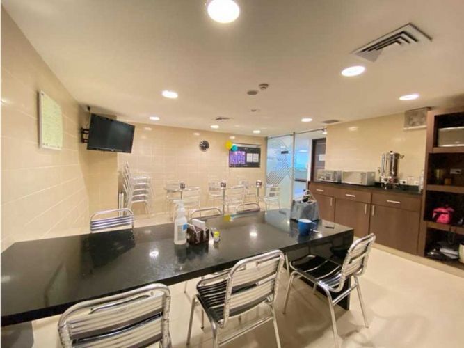 Oficina en venta en Aeroparque Juan Pablo Ii, Medellín, 728 m² · foto 13 de 24