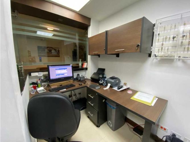 Oficina en venta en Aeroparque Juan Pablo Ii, Medellín, 728 m² · foto 14 de 24