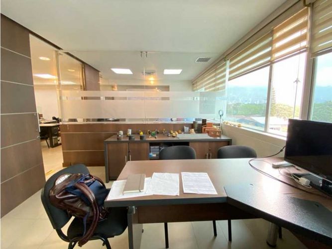 Oficina en venta en Aeroparque Juan Pablo Ii, Medellín, 728 m² · foto 16 de 24