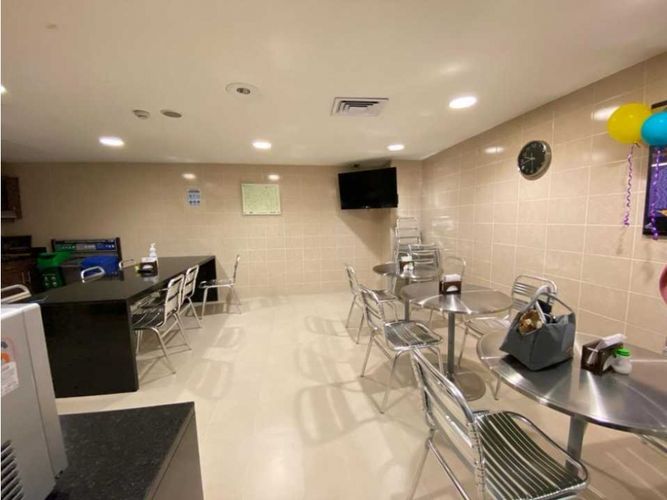 Oficina en venta en Aeroparque Juan Pablo Ii, Medellín, 728 m² · foto 18 de 24