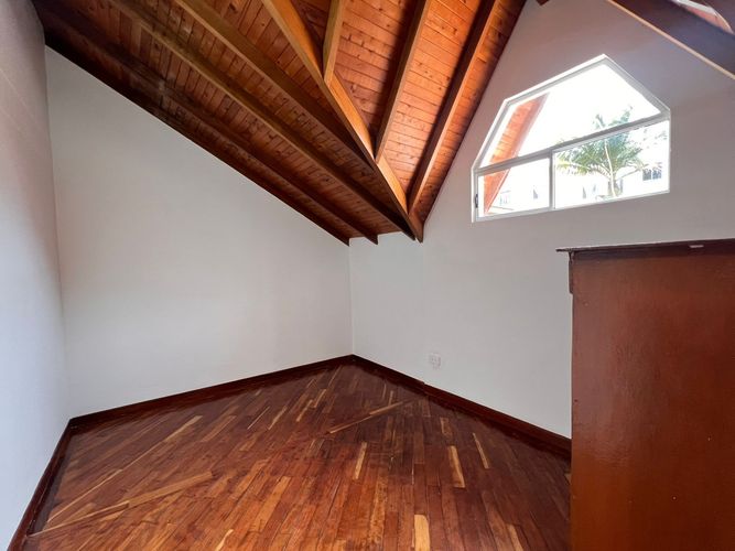 Casa de 4 alcobas en venta en El Porvenir, Rionegro, 160 m² · foto 11 de 13