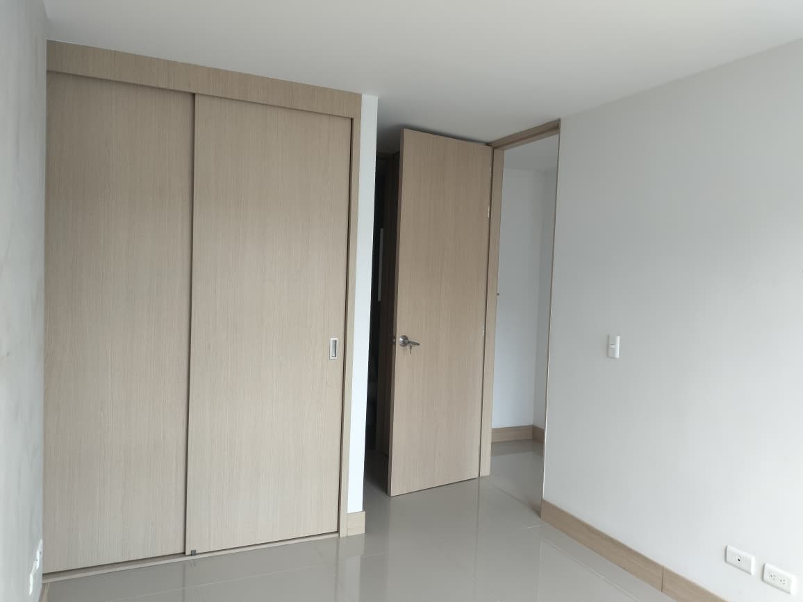 Apartamento en venta en El Poblado, Medellín · foto 10 de 16