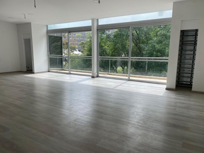Oficina en arriendo en El Poblado, Medellín, 130 m² · foto 7 de 18