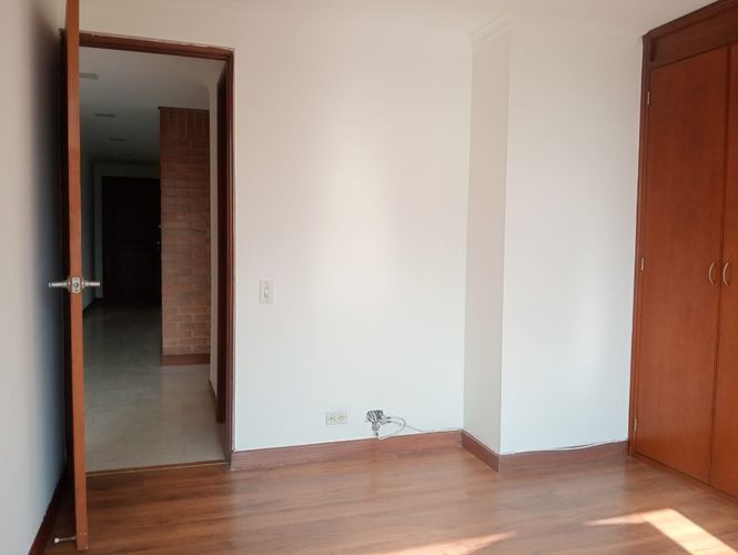 Apartamento de 3 alcobas en arriendo en Laureles, Medellín, 120 m² · foto 12 de 16