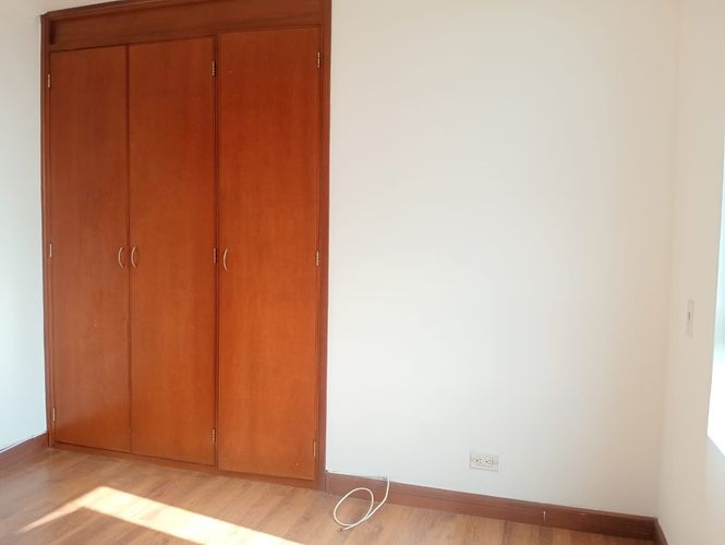 Apartamento de 3 alcobas en arriendo en Laureles, Medellín, 120 m² · foto 5 de 16