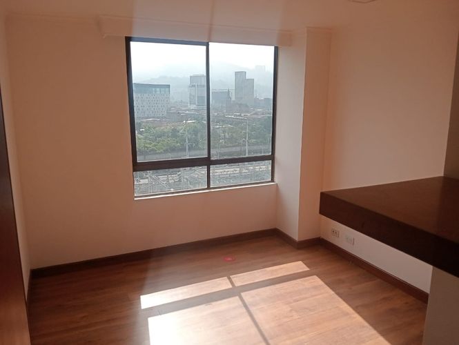 Apartamento de 3 alcobas en arriendo en Laureles, Medellín, 120 m² · foto 11 de 16
