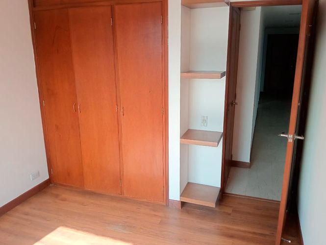 Apartamento de 3 alcobas en arriendo en Laureles, Medellín, 120 m² · foto 13 de 16
