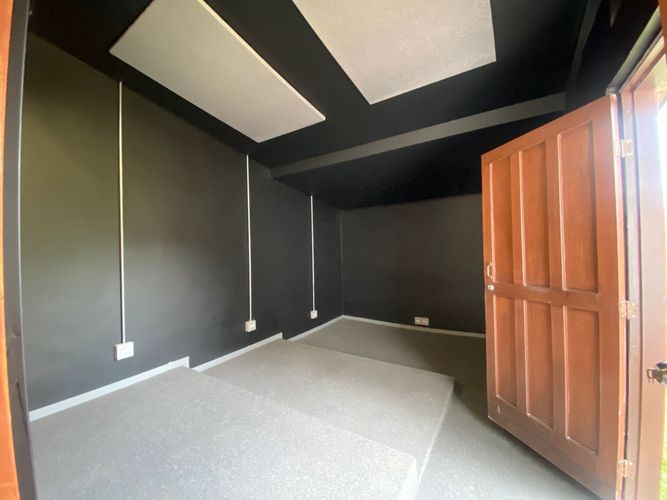 Oficina en arriendo en Camino Verde, Envigado, 450 m² · foto 9 de 12