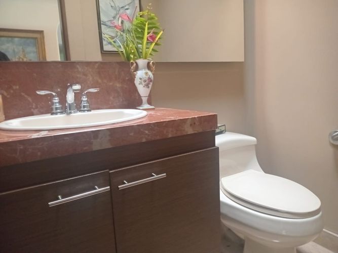 Casa de 3 alcobas en arriendo en El Poblado, Medellín, 400 m² · foto 15 de 15