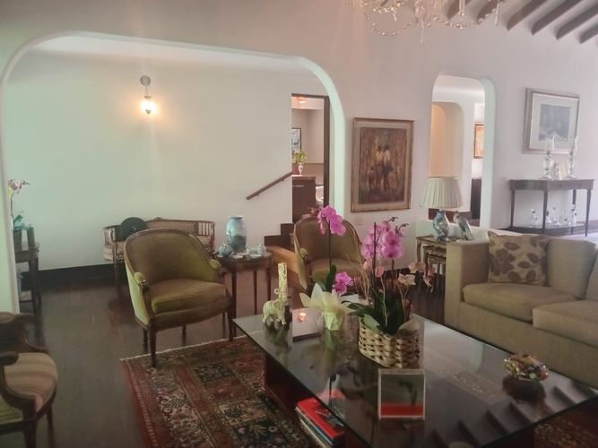 Casa de 3 alcobas en arriendo en El Poblado, Medellín, 400 m² · foto 2 de 15