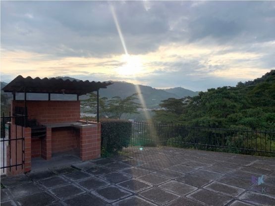 Casa en venta en Avenida Alberto Mendoza, Manizales · foto 16 de 19