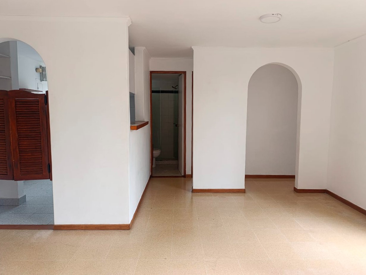 Apartamento en venta en El Poblado, Medellín · foto 2 de 17