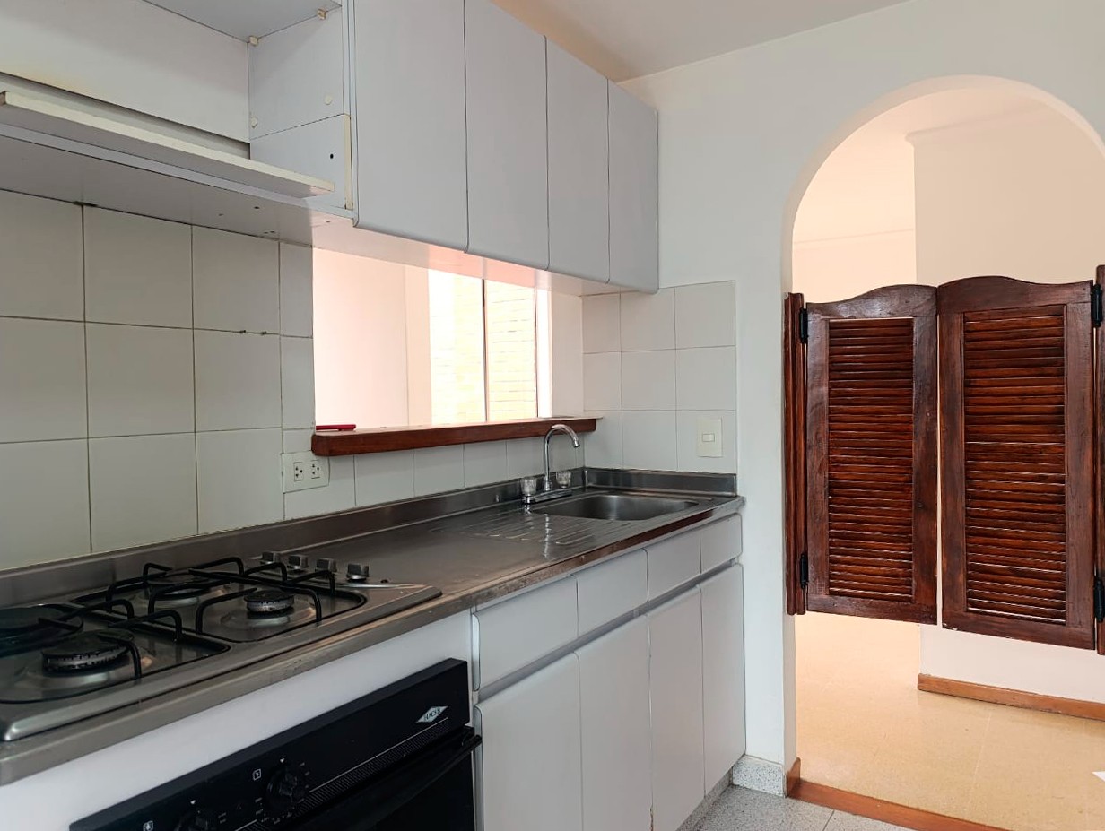 Apartamento en venta en El Poblado, Medellín · foto 5 de 17