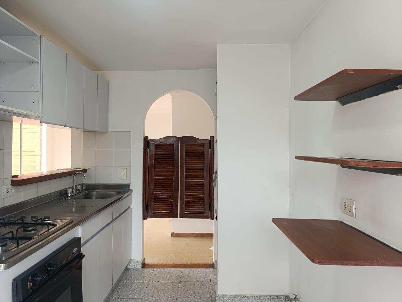 Apartamento en venta en El Poblado, Medellín · foto 6 de 17