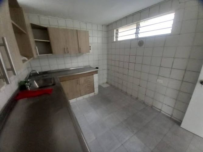 Casa de 4 alcobas en arriendo en Caicedo, Medellín, 150 m² · foto 14 de 24