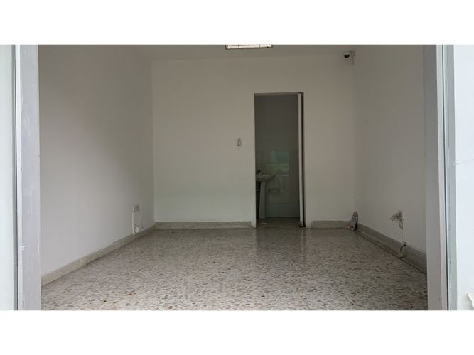 Local en arriendo en Santa Monica, Cali, 15 m² · foto 2 de 4