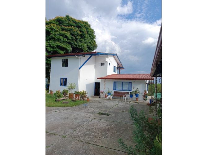 Finca en venta en La Patria, Armenia, 800 m² · foto 6 de 24