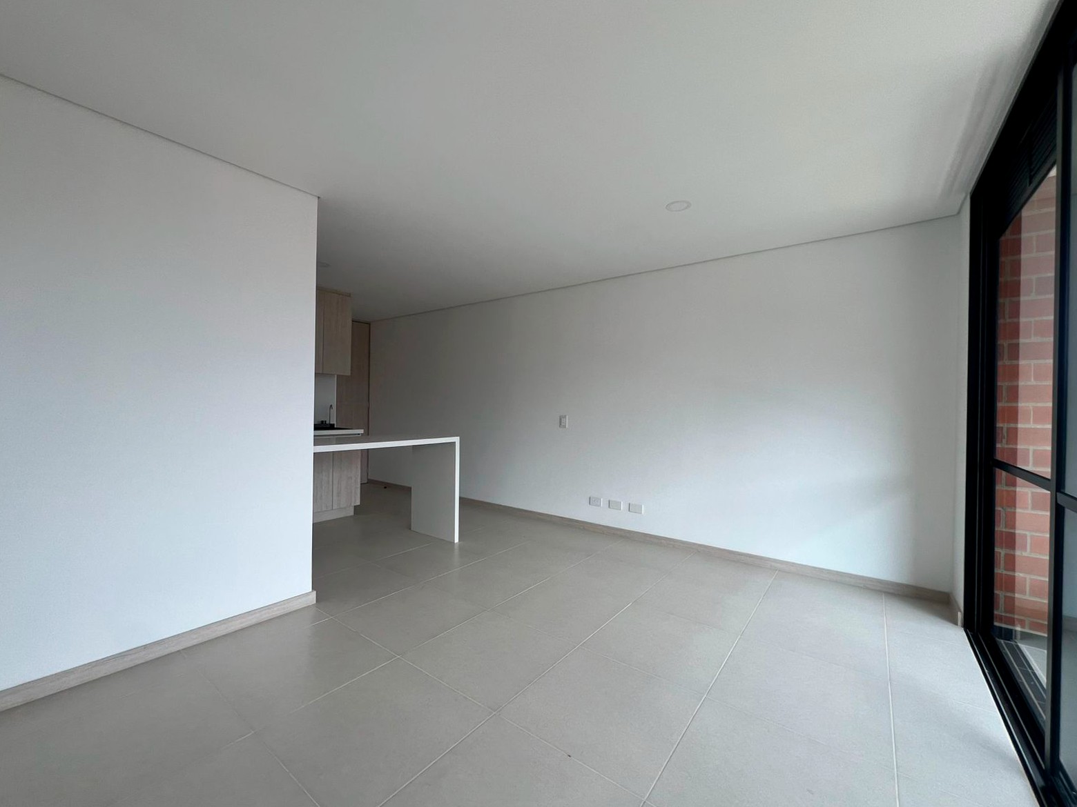 Apartamento en arriendo en Loma Del Barro, Envigado · foto 2 de 16