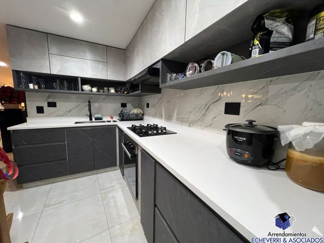 Casa de 3 alcobas en venta en Loma Del Chocho, Envigado, 200 m² · foto 21 de 24