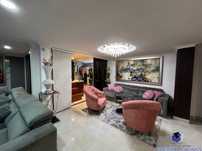 Casa de 3 alcobas en venta en Loma Del Chocho, Envigado, 200 m² · foto 24 de 24