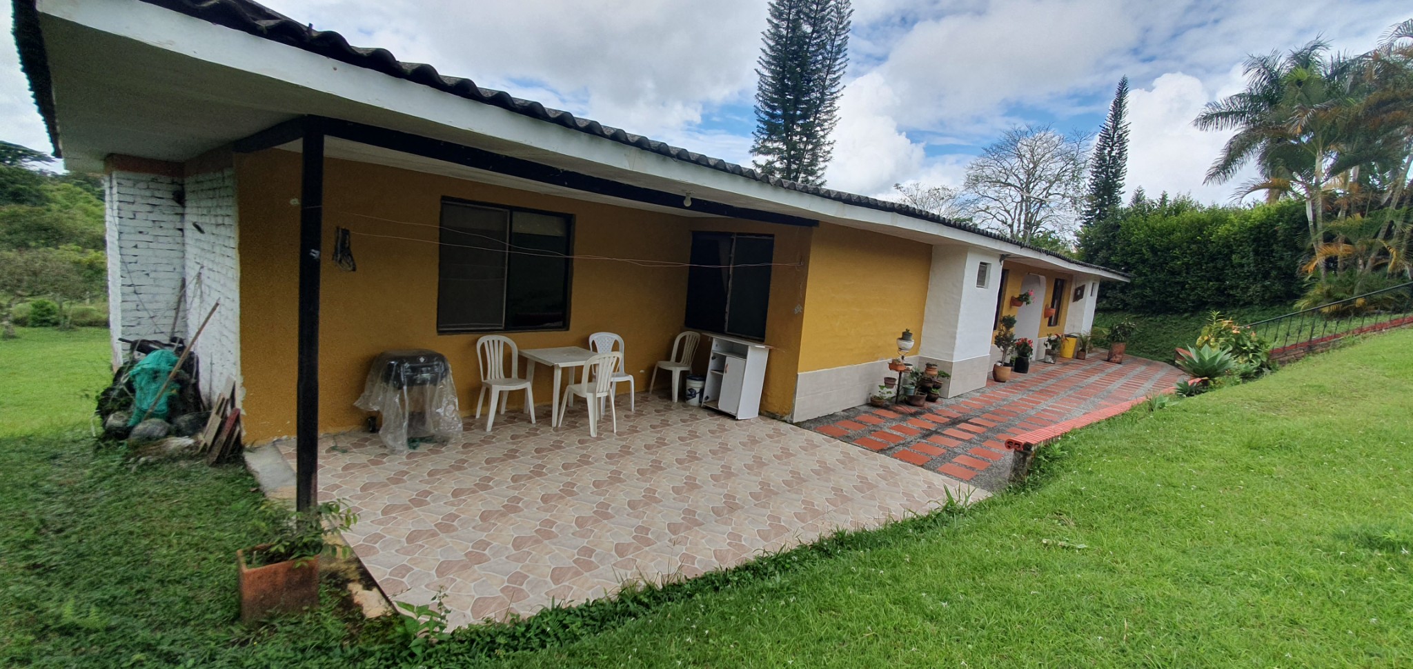Casa en venta en Tribunas Corcega, Pereira · foto 3 de 24