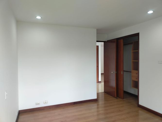 Apartamento de 2 alcobas en venta en El Poblado, Medellín, 143 m² · foto 14 de 18