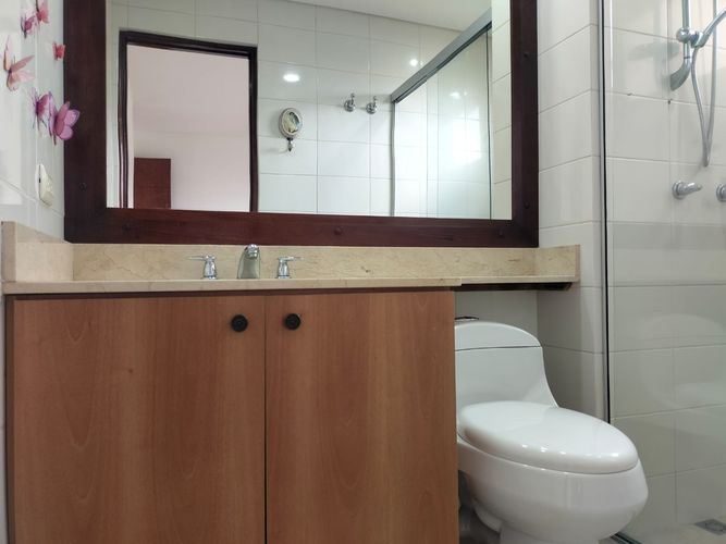 Apartamento de 2 alcobas en venta en El Poblado, Medellín, 143 m² · foto 15 de 18