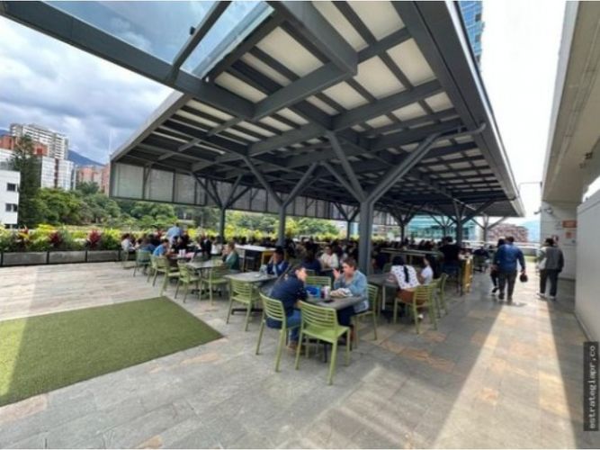 Oficina en arriendo en Manila, Medellín, 93 m² · foto 12 de 13