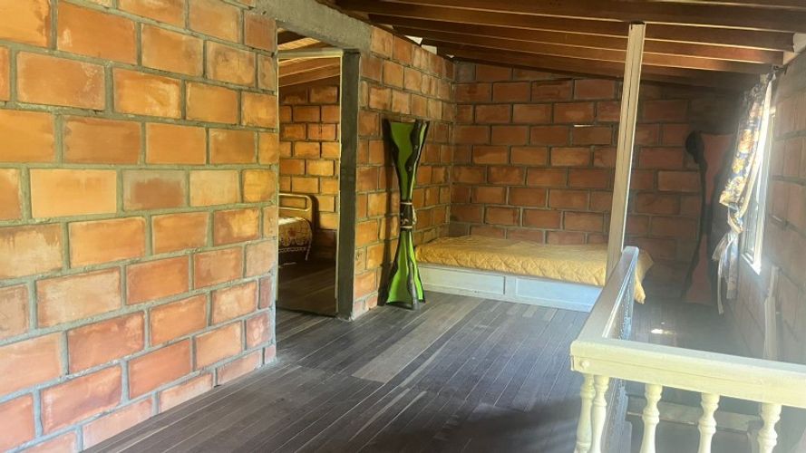 Casa de 2 alcobas en venta en Centro, Rionegro, 120 m² · foto 3 de 5