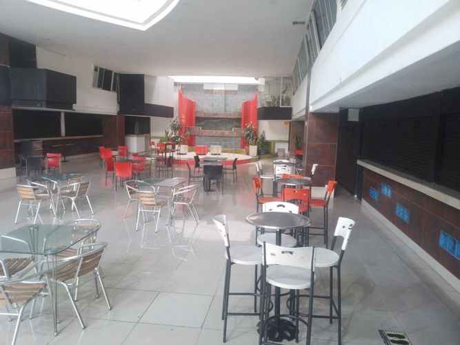 Local en venta en Laureles, Medellín, 440 m² · foto 5 de 15