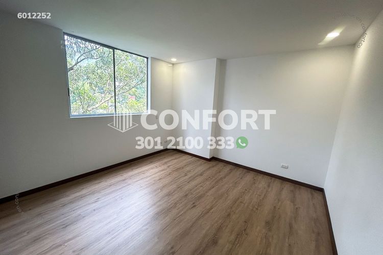 Apartamento de 3 alcobas en arriendo en Loma Del Esmeraldal, Envigado, 114 m² · foto 10 de 24