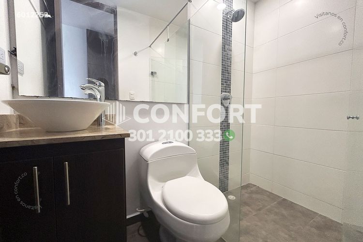 Apartamento de 3 alcobas en arriendo en Loma Del Esmeraldal, Envigado, 114 m² · foto 18 de 24