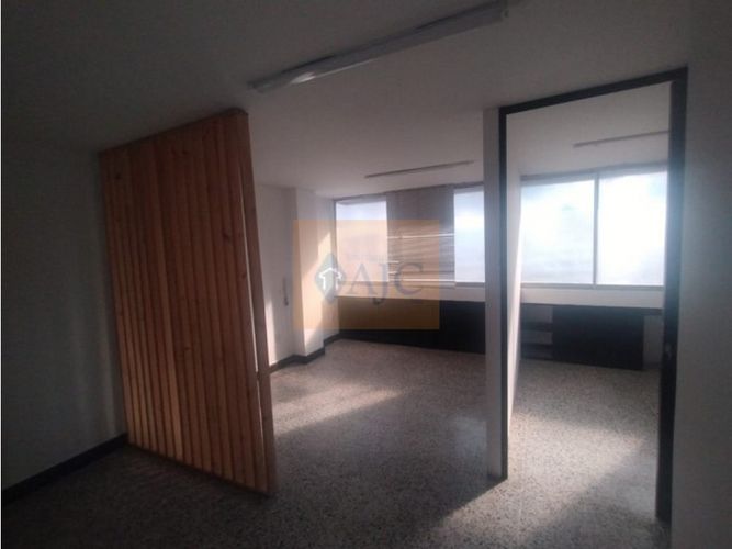 Oficina en arriendo en Centro, Bucaramanga, 28 m² · foto 6 de 10