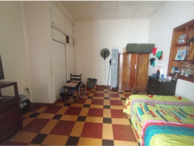 Casa de 5 alcobas en venta en Prado, Medellín, 270 m² · foto 8 de 15