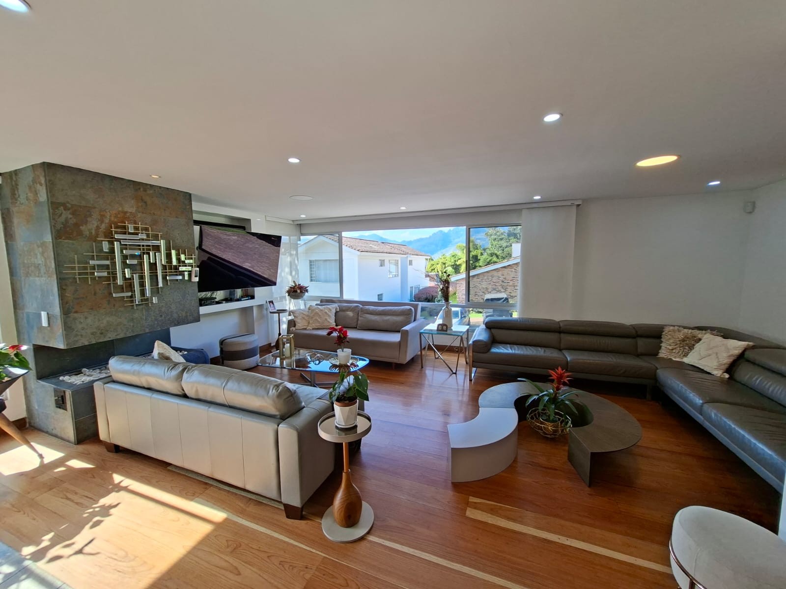 Casa en venta en El Trebol, Manizales · foto 2 de 24