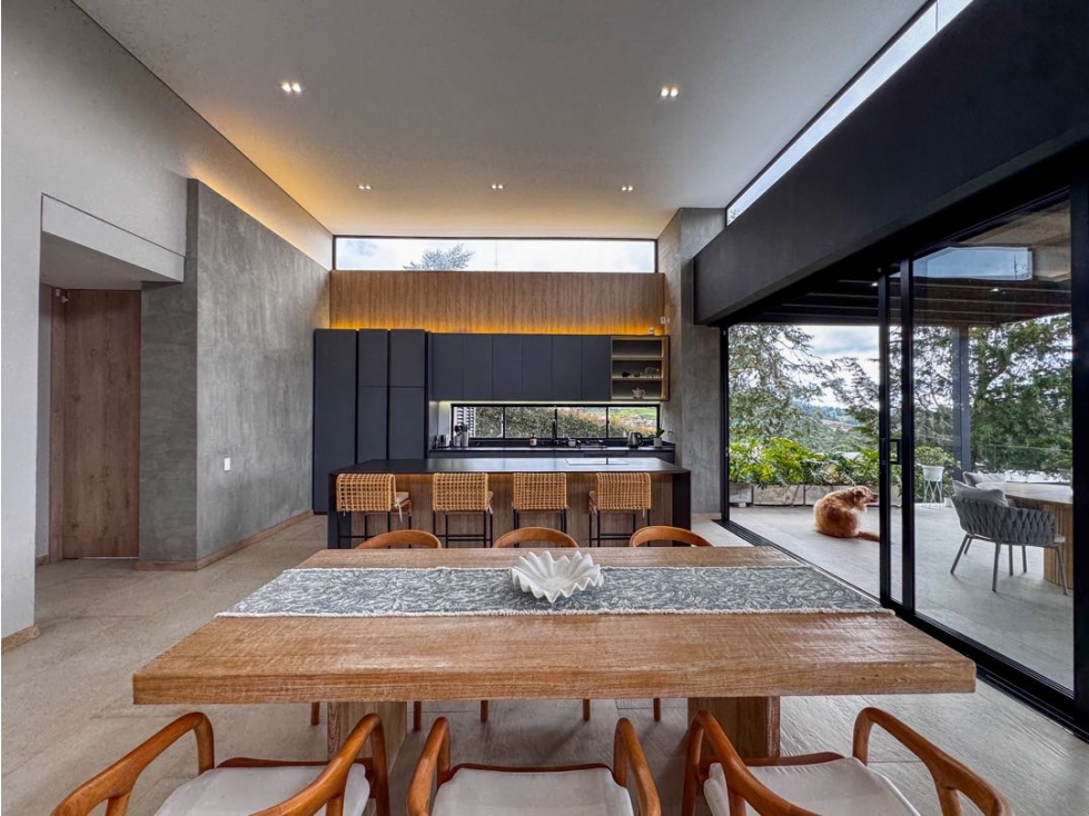 Casa en Venta en Vía Las Palmas, Envigado