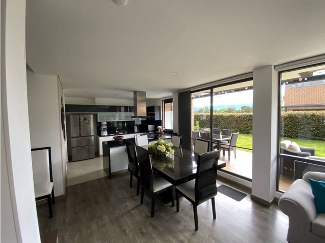 Casa de 4 alcobas en venta en Briceño, Tocancipá, 243 m² · foto 6 de 24