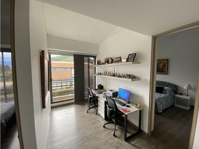 Casa de 4 alcobas en venta en Briceño, Tocancipá, 243 m² · foto 10 de 24