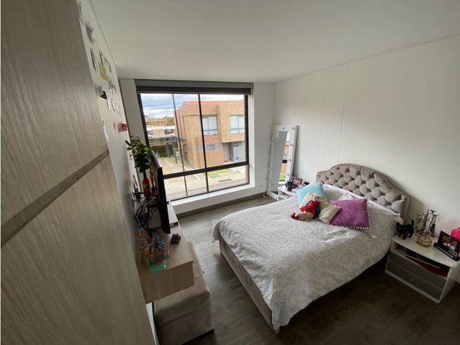Casa de 4 alcobas en venta en Briceño, Tocancipá, 243 m² · foto 18 de 24
