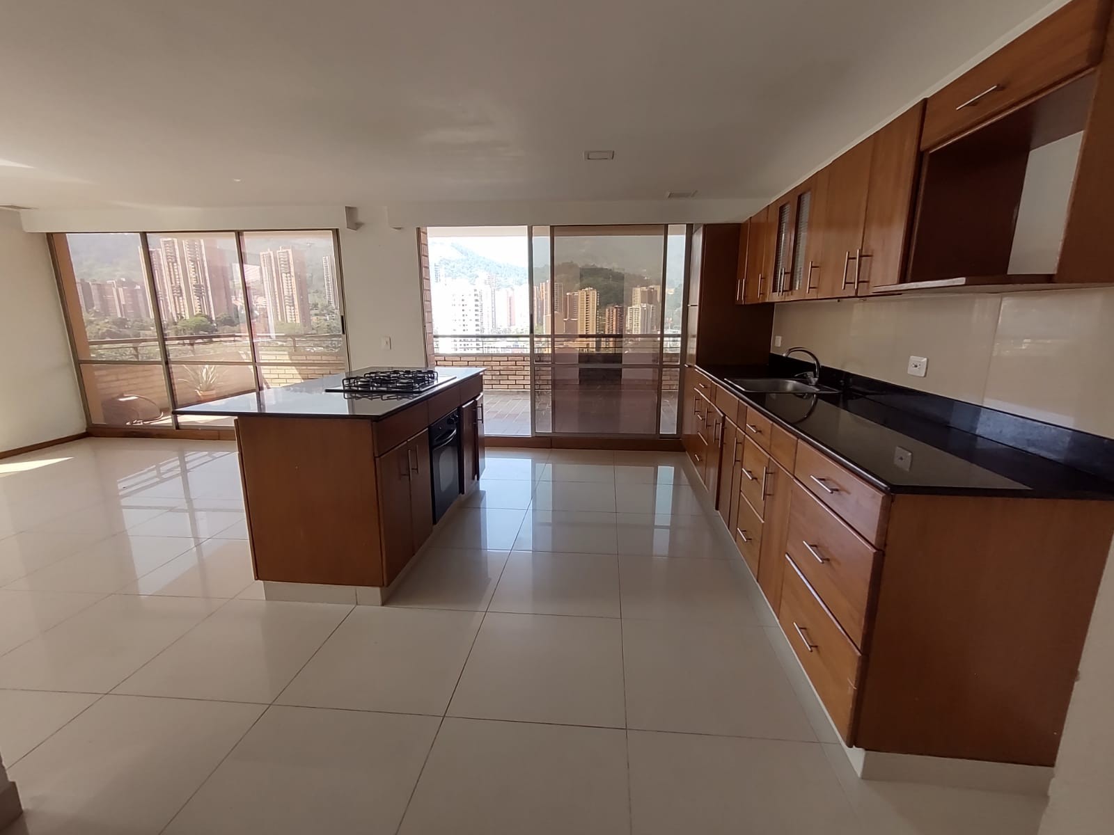 Apartamento en venta en Aves Maria, Sabaneta · foto 8 de 24